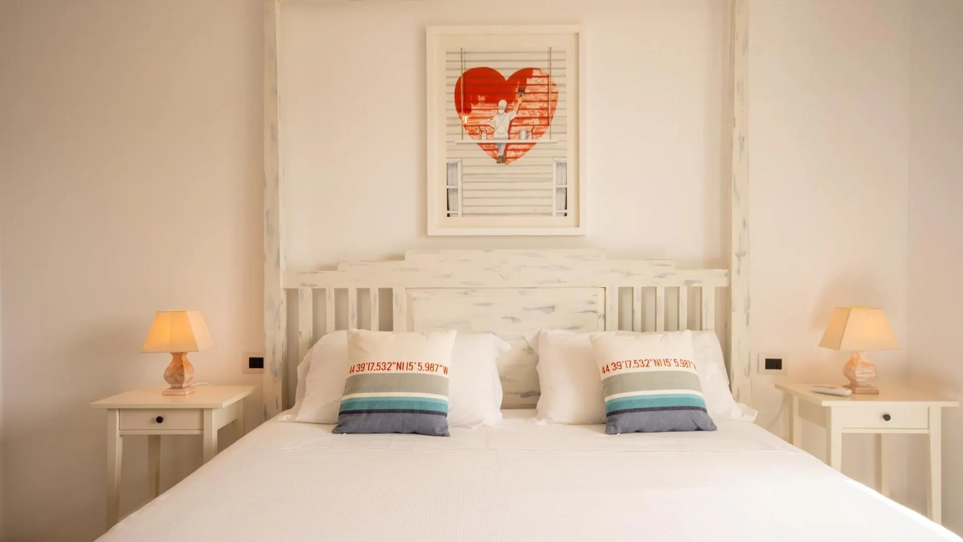Aparthotel Enaja - Luxury Retreat Budoni