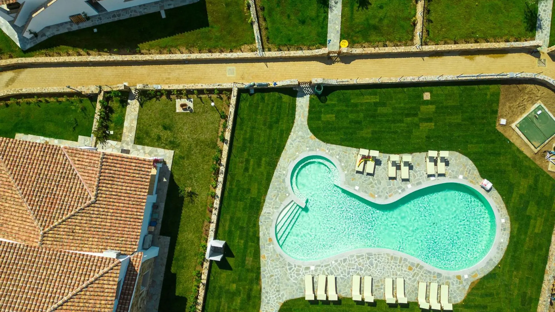 Aparthotel Enaja - Luxury Retreat Budoni Italien